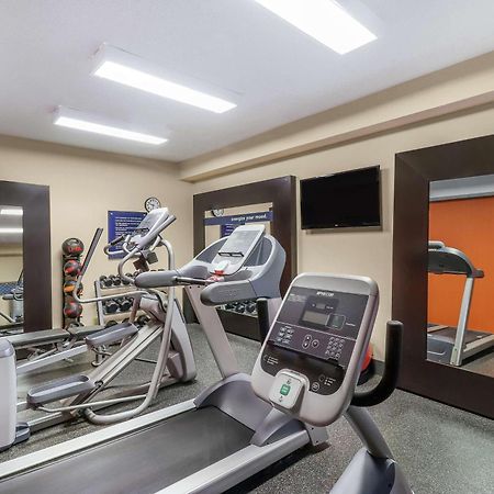 Hampton Inn Heath Экстерьер фото