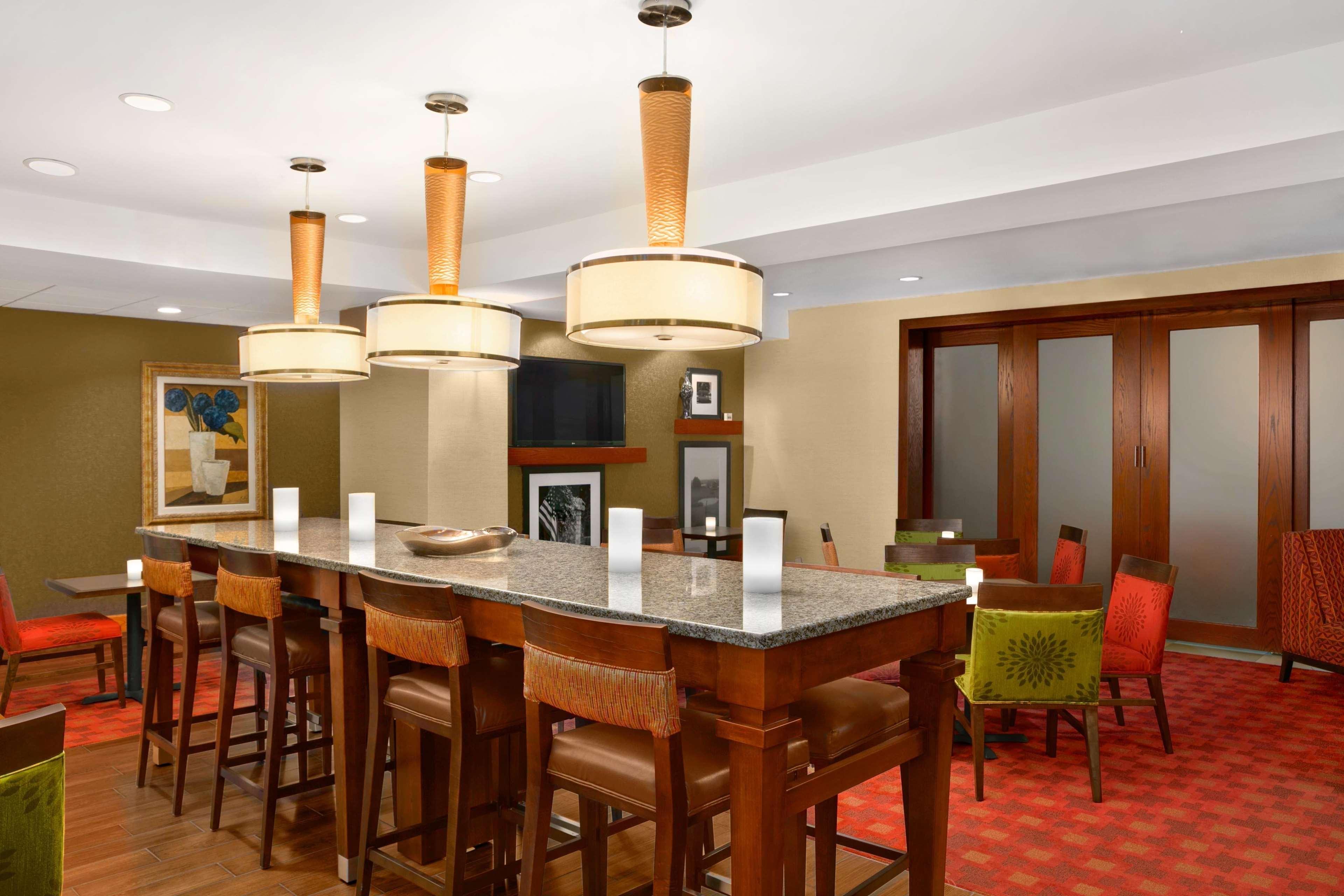 Hampton Inn Heath Экстерьер фото