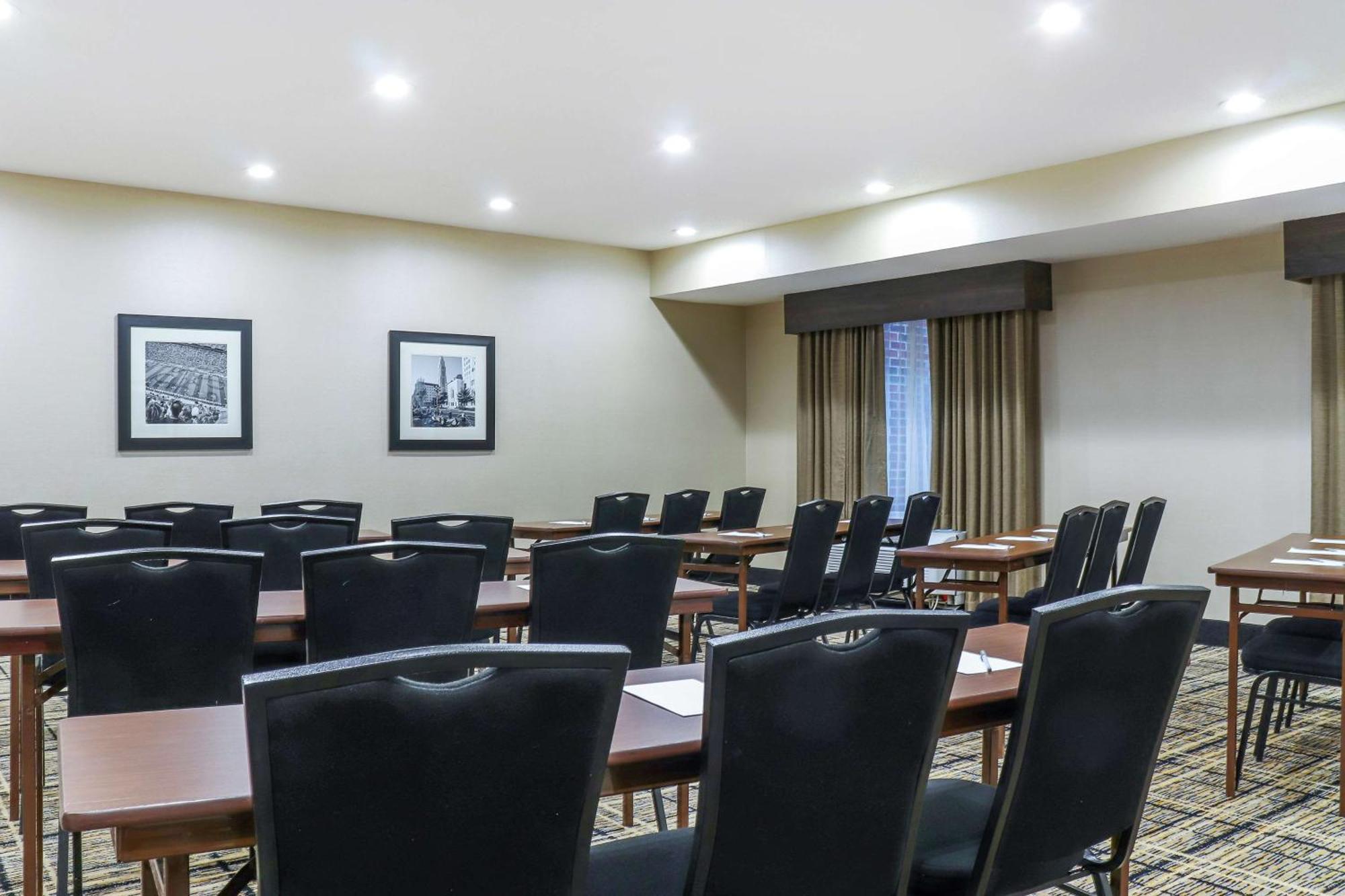 Hampton Inn Heath Экстерьер фото