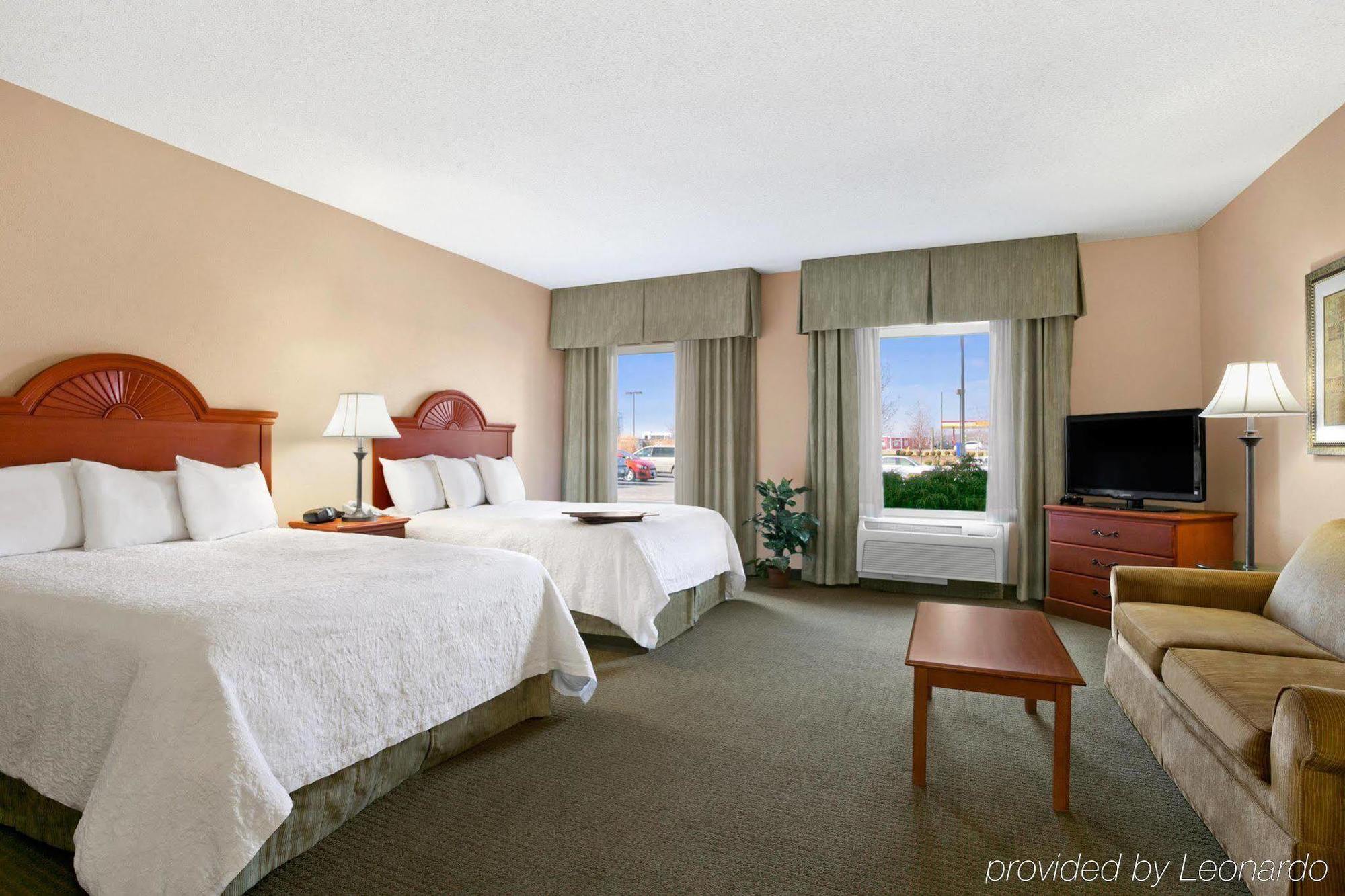 Hampton Inn Heath Экстерьер фото