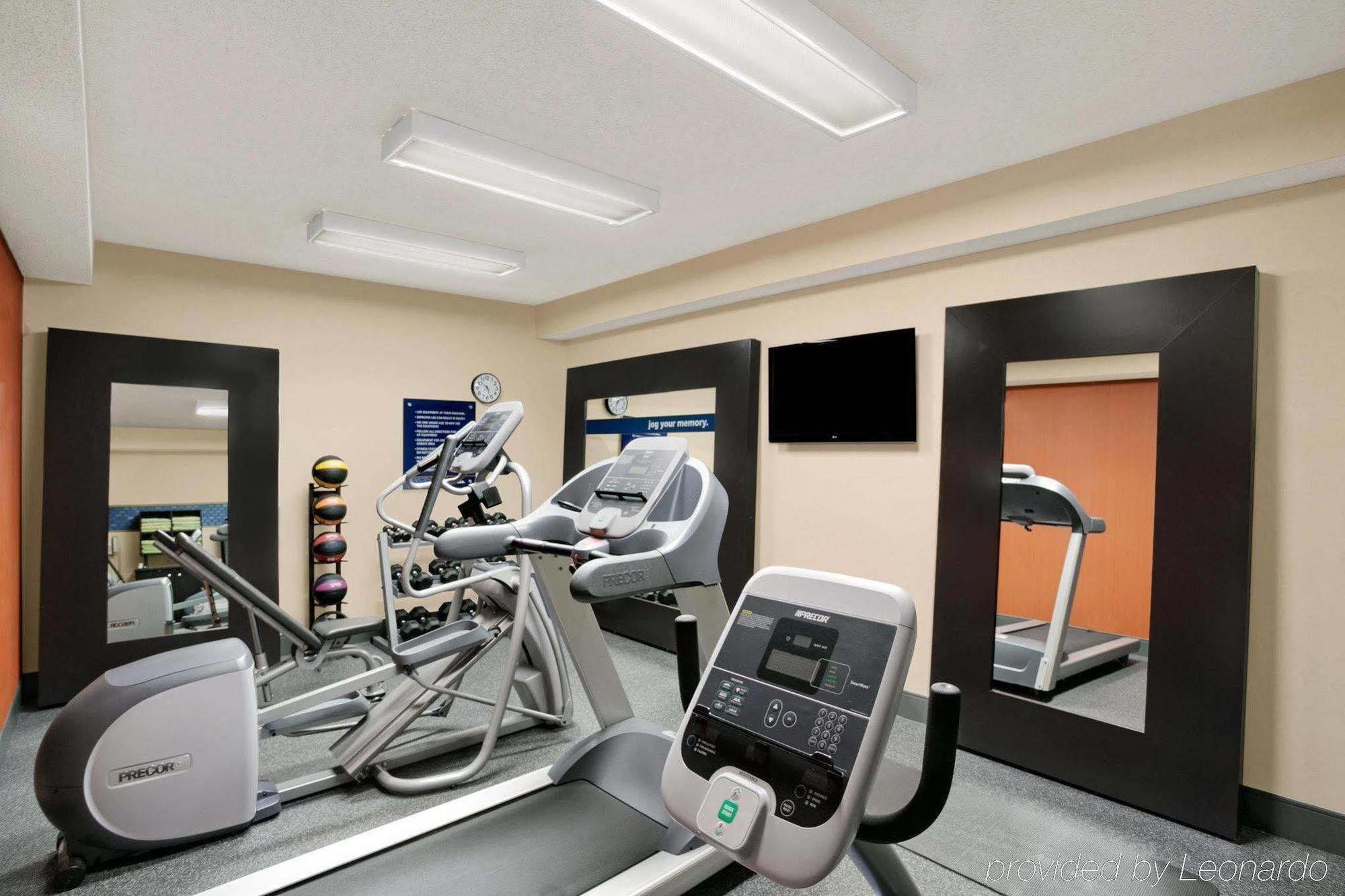 Hampton Inn Heath Экстерьер фото