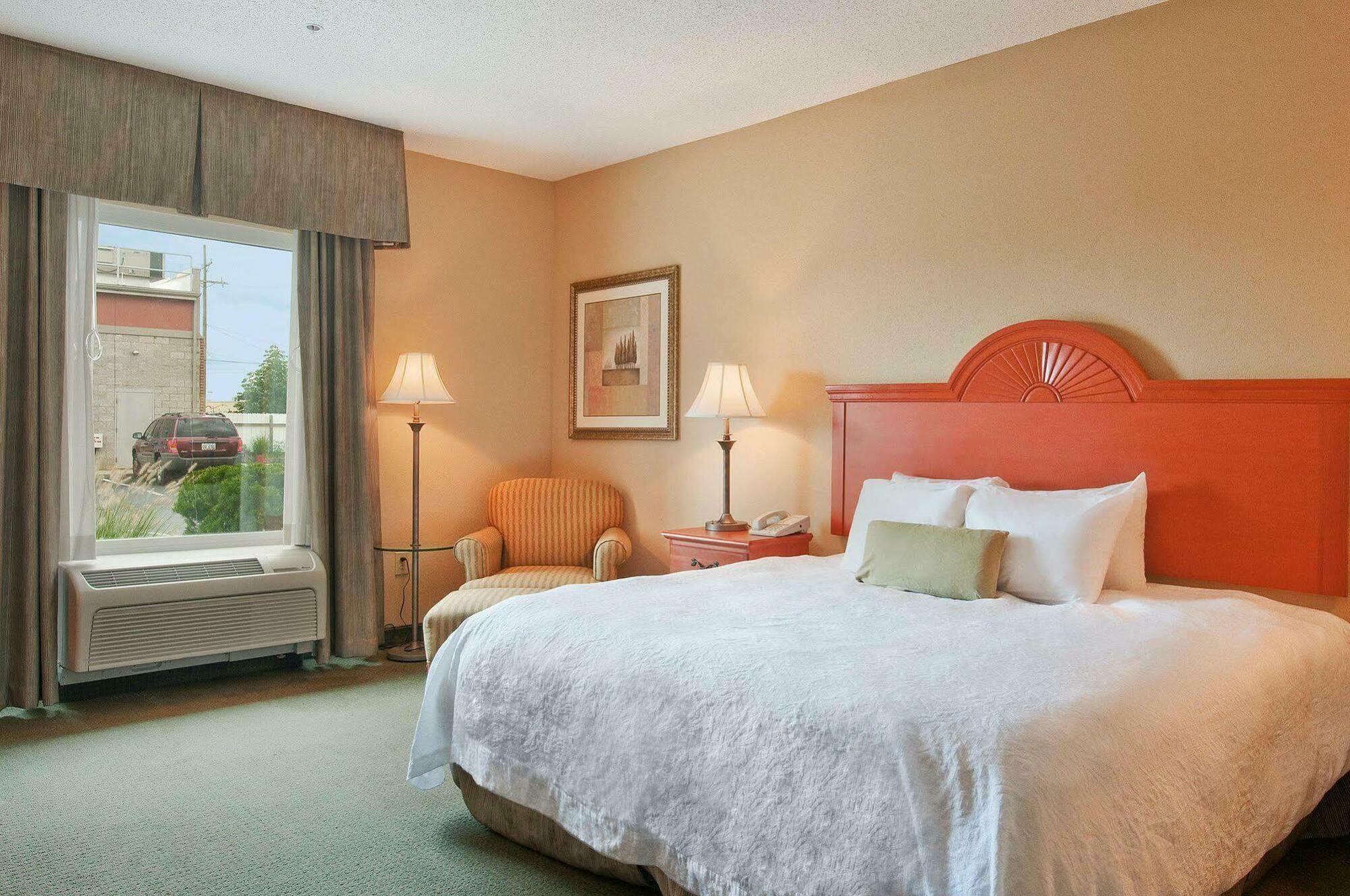 Hampton Inn Heath Экстерьер фото